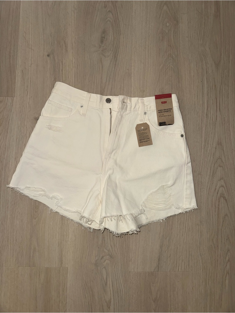 NWT Levi’s High Rise Shorts